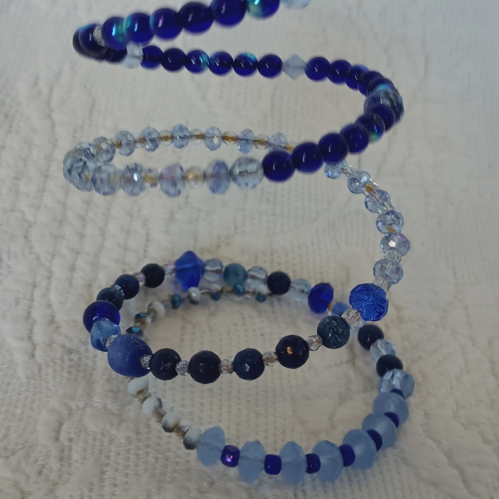 Hand Crafted Blue Crystal Beaded Bracelet Memory Wire Multi Strand Plus Colorful - Picture 6 of 7